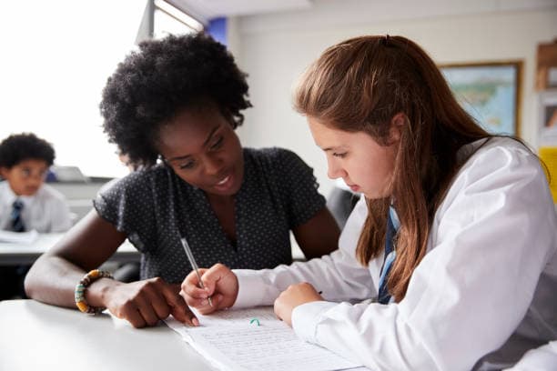 NeuroTutor working 1-on-1 with a student